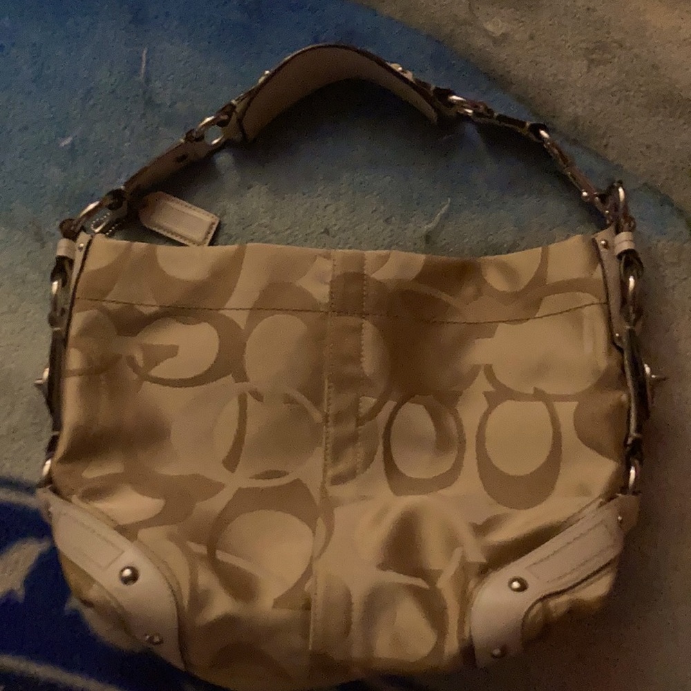 Coach Needs To Be Use And Not In Bag. - image 1